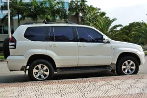 Car rentals in Rwanda: Book,Toyota prado