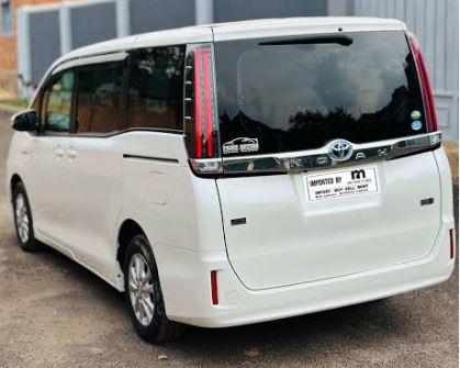 Toyota Noah rental Rwanda: